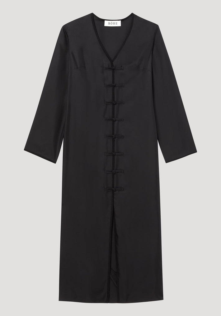 Mandarin silk dress | black, showcasing a long, full-length robe with V-neck and traditional pankou closures, crafted from premium silk for a luxurious finish.