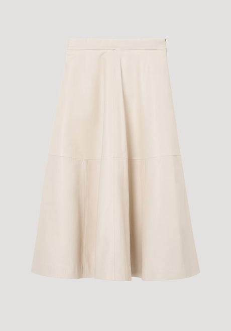 A-line leather skirt | chalk: Cream A-line midi skirt with croco embossing, soft leather, minimalist waistband, and horizontal panel seam, creating a subtly flared silhouette.