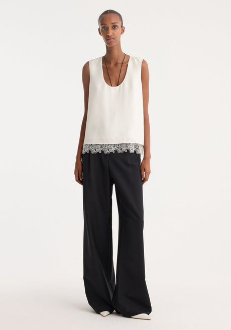 Lace-trimmed silk top | cream, featuring a scoop neckline, sleeveless design, and intricate lace hem detailing, crafted from luxurious pure silk for a comfortable fit.