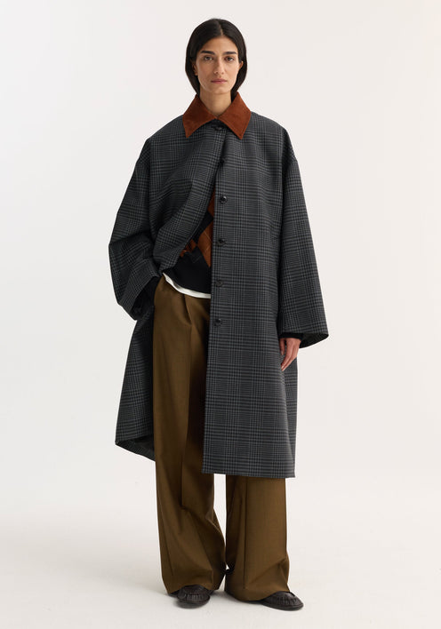 Suede collar check coat | black / grey check