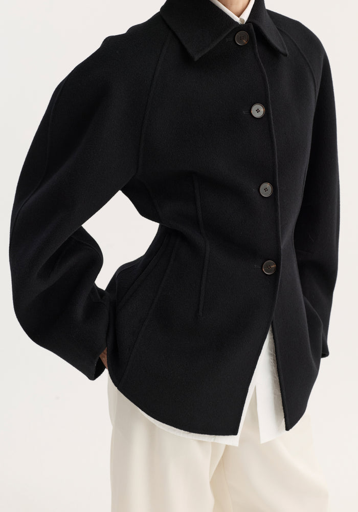 Double-faced sculptural jacket | black