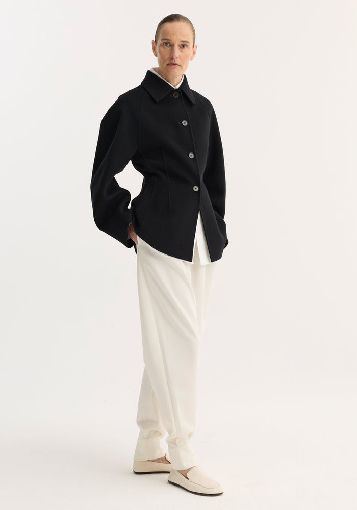 Double-faced sculptural jacket | black