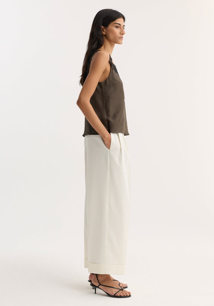 V-neck silk lace top | earth