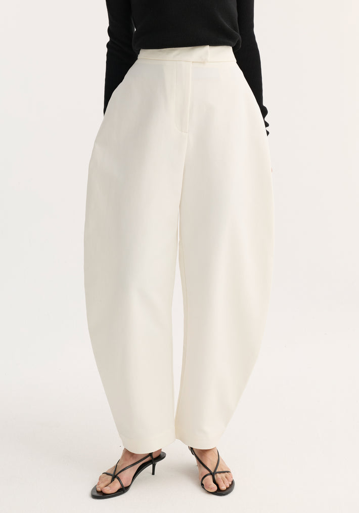 Sculptural trousers | paper white