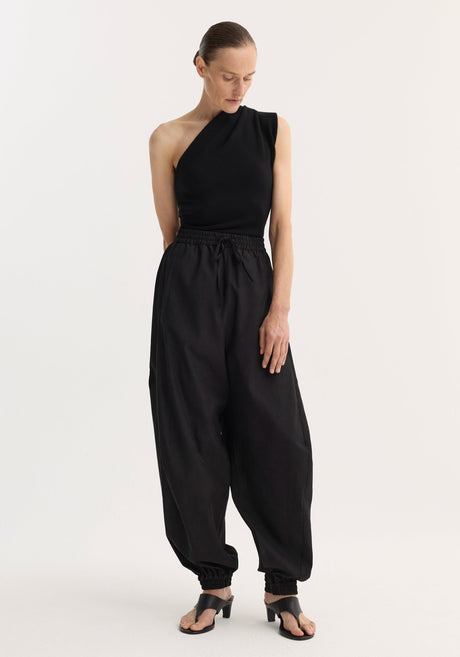 Balloon track pants | black