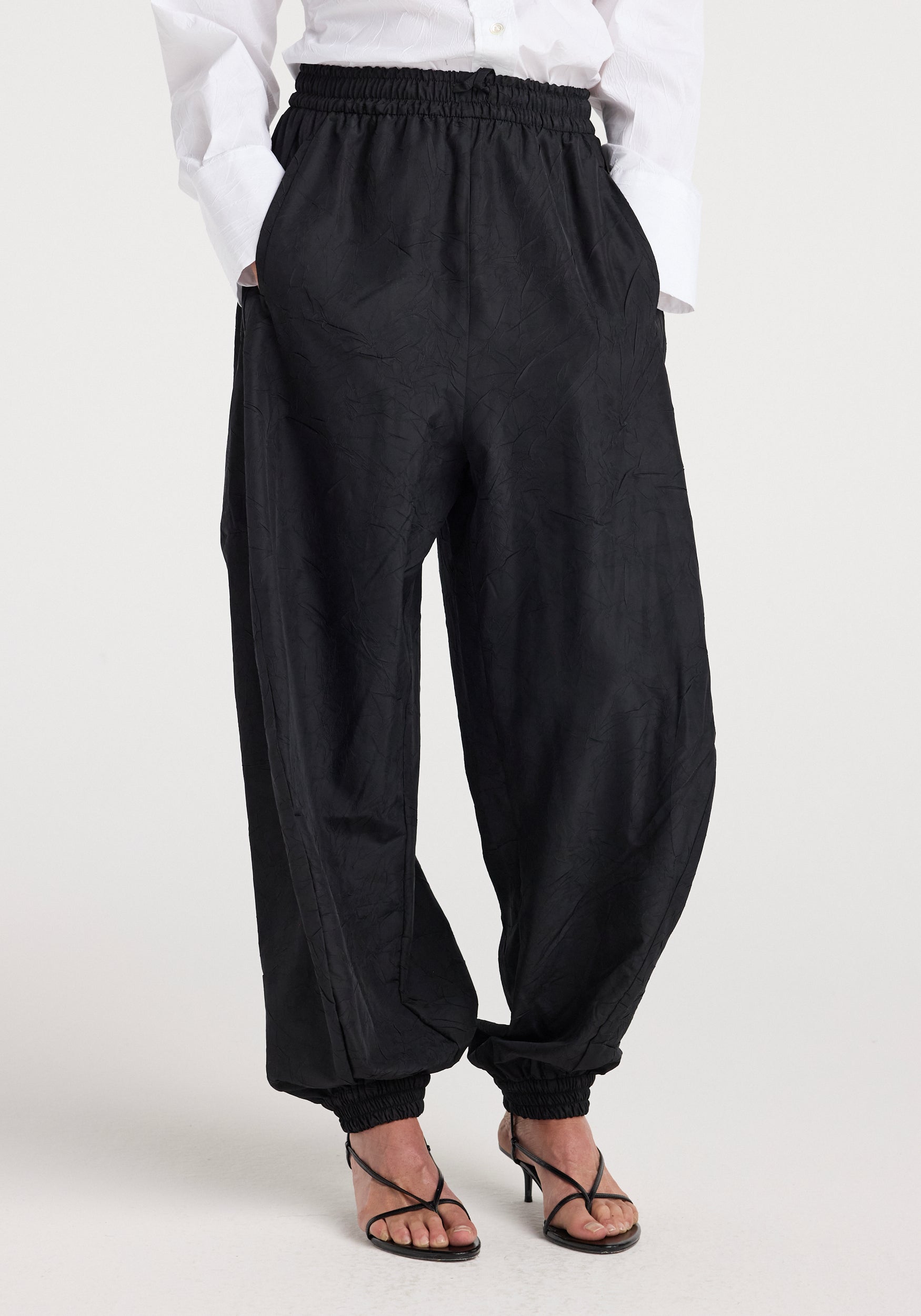 Balloon track pants– Róhe