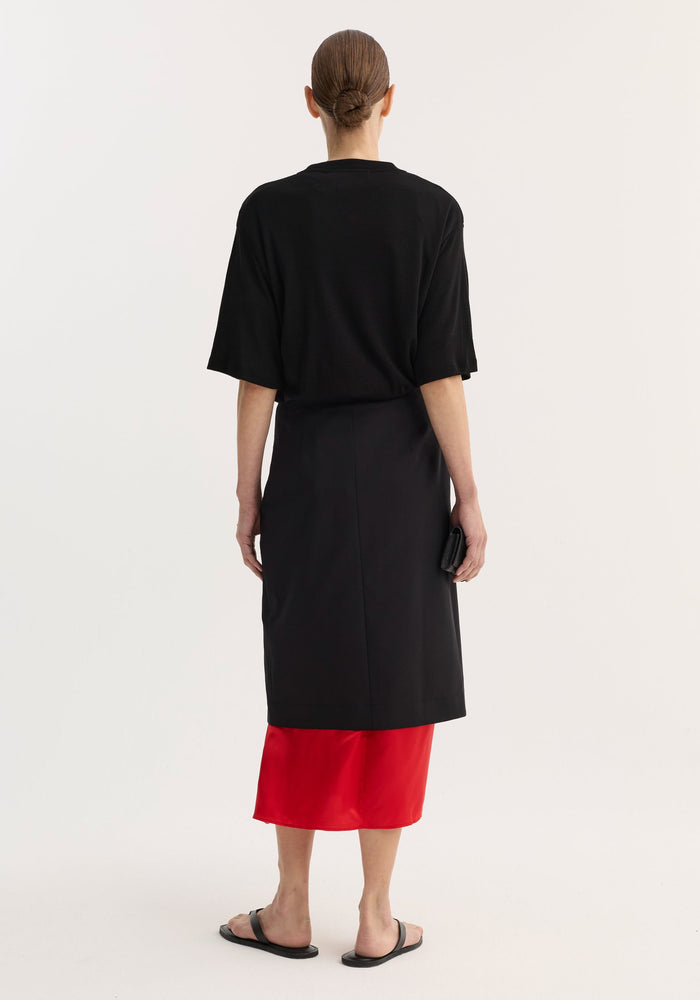 Contrast upside-down skirt | black