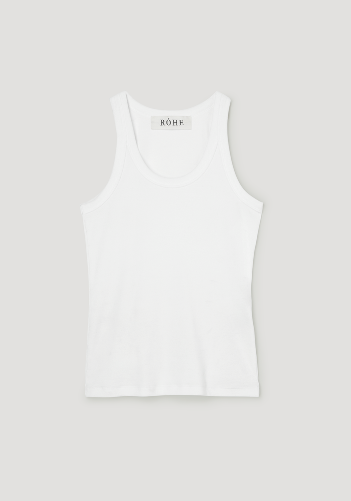 Scoop-neck rib top in optic white with a racerback design, featuring a woven RÓHE label at the back neckline, crafted from 93% organic cotton and 7% elastane.