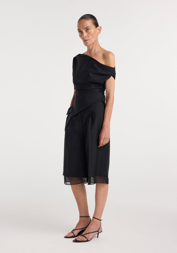 Off shoulder lapel top | black
