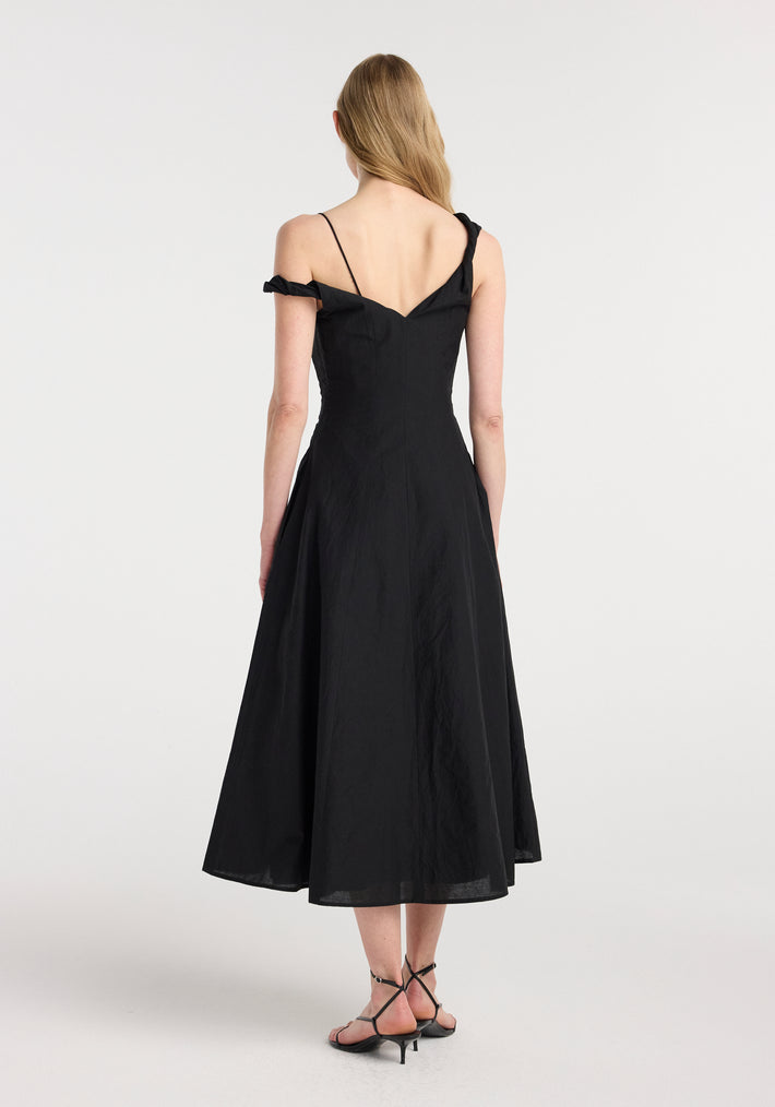 Twisted shoulder dress | black