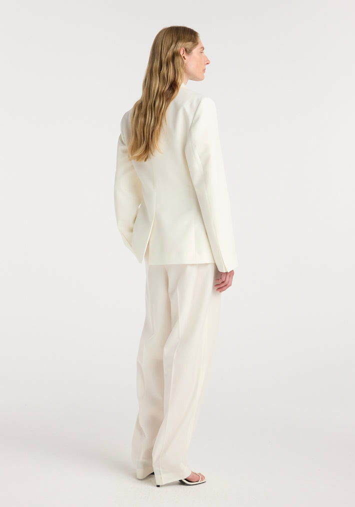 Hourglass shaped blazer | off white