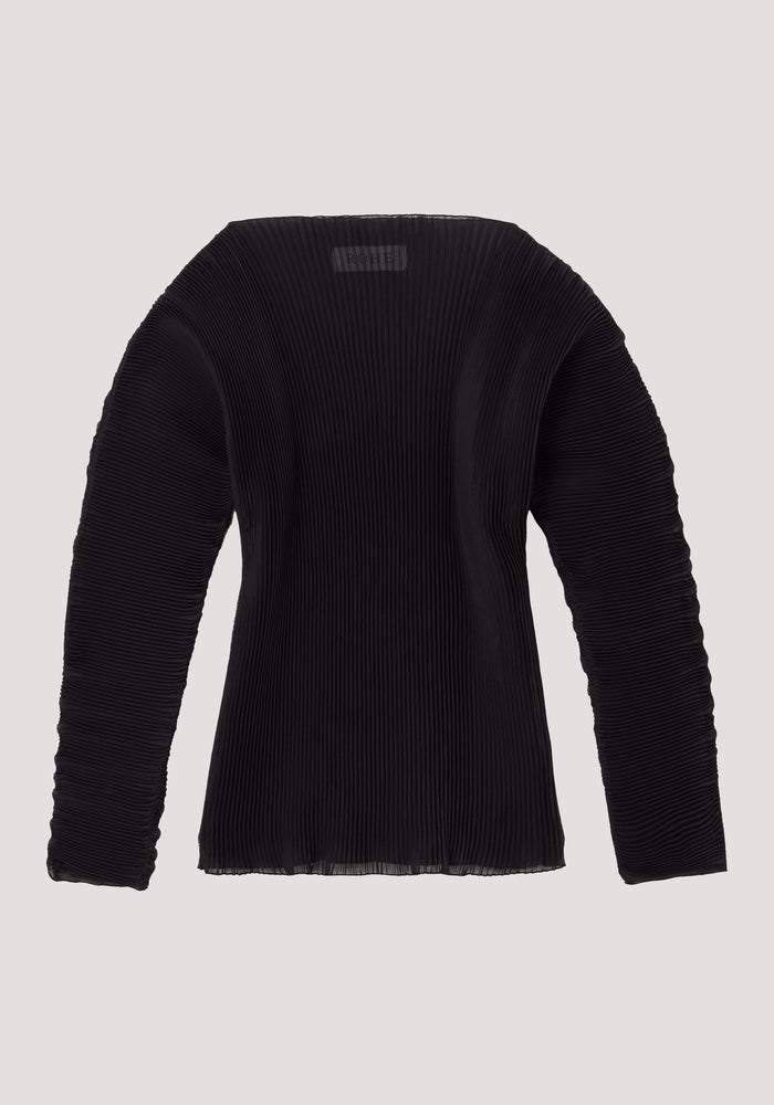 Sculptural plissé top | black: Women’s black long-sleeve top with finely pleated fabric, scooped neckline, slim fit, and voluminous sleeves, from label “RÖHE.”