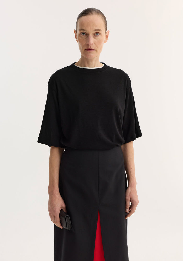 Oversized merino t-shirt | black