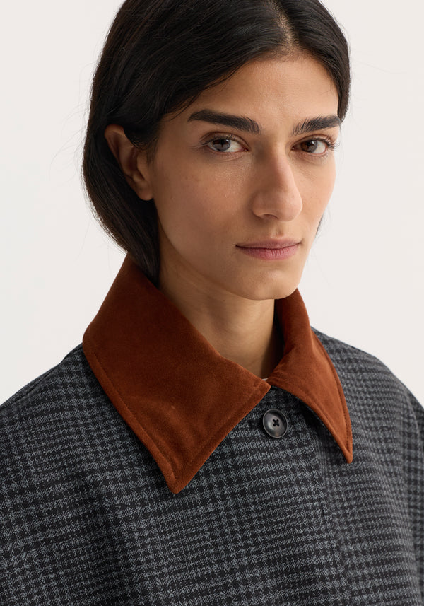 Suede collar check coat | black / grey check