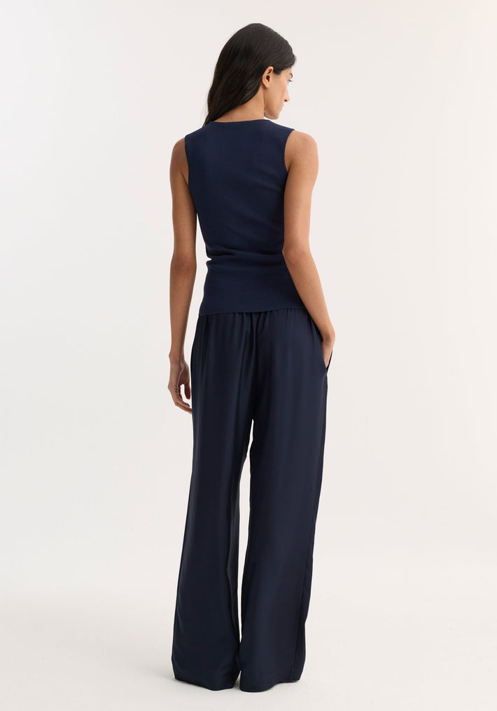 Bustier shaped knitted top | navy