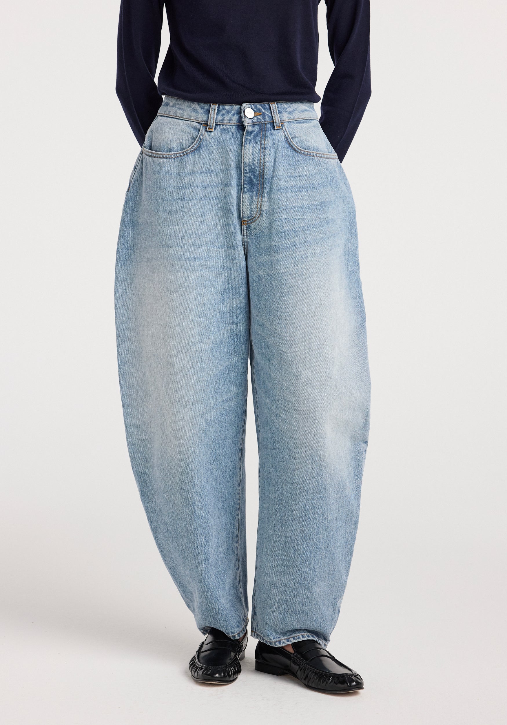 Fransje - Sculptural denim trousers | classic blue