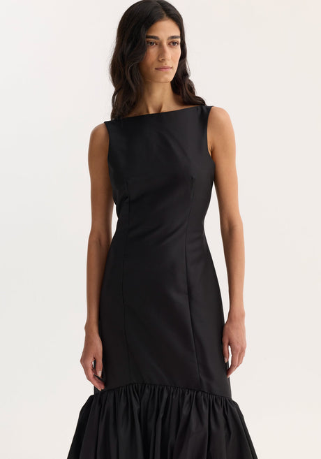 Voluminous dress | black