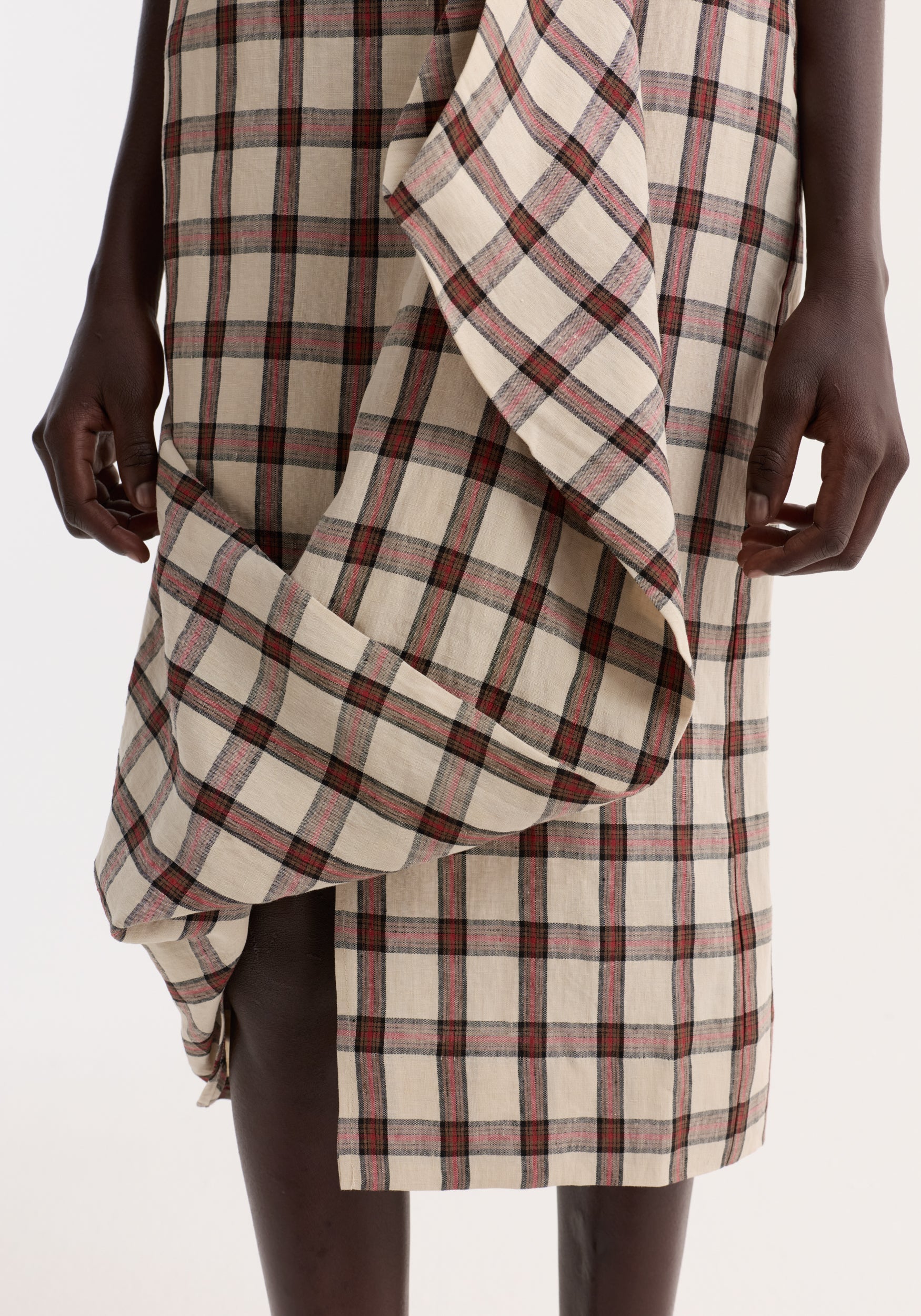 Draped check skirt | red table check