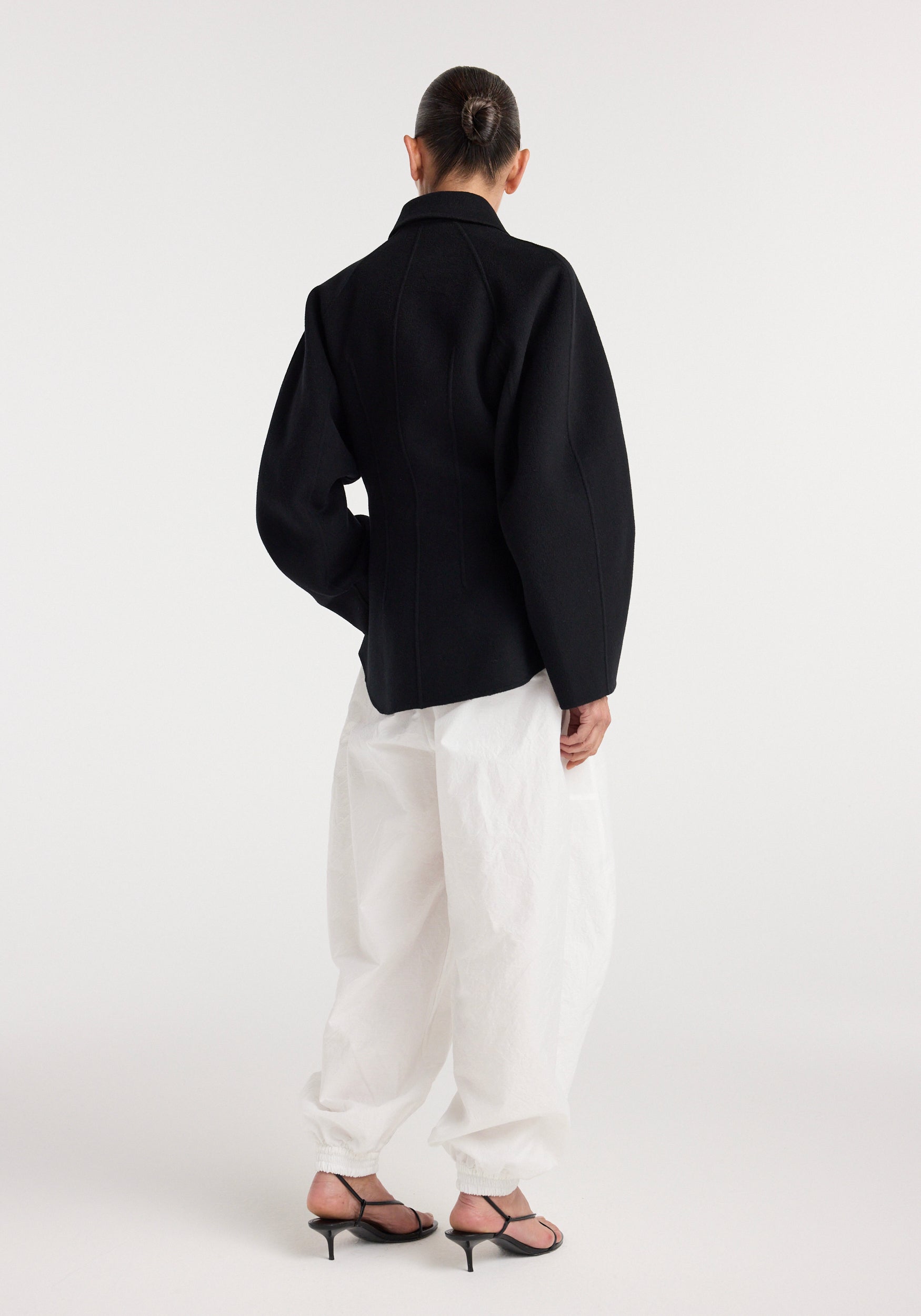 Double-faced sculptural jacket | black