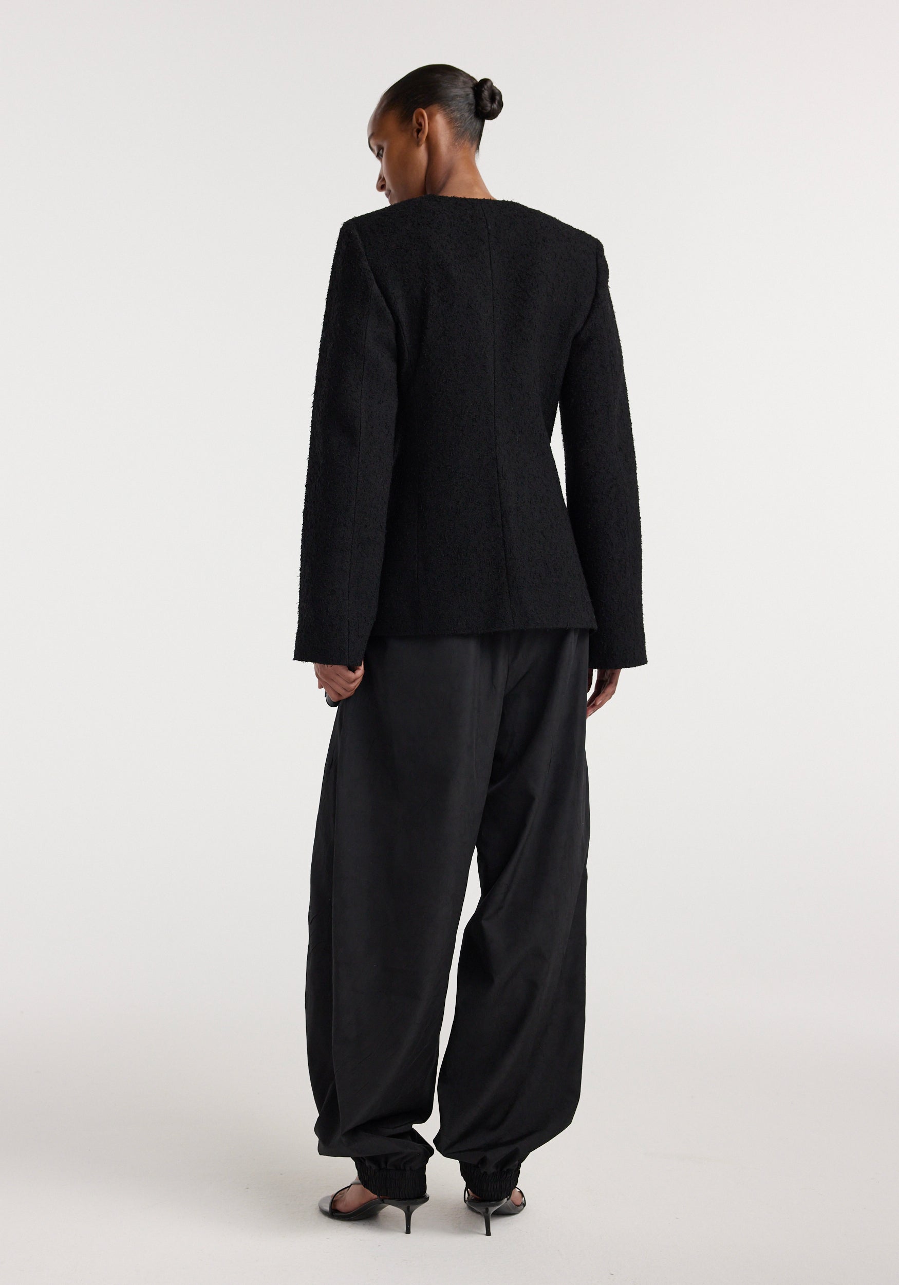 Bouclé shaped blazer | black