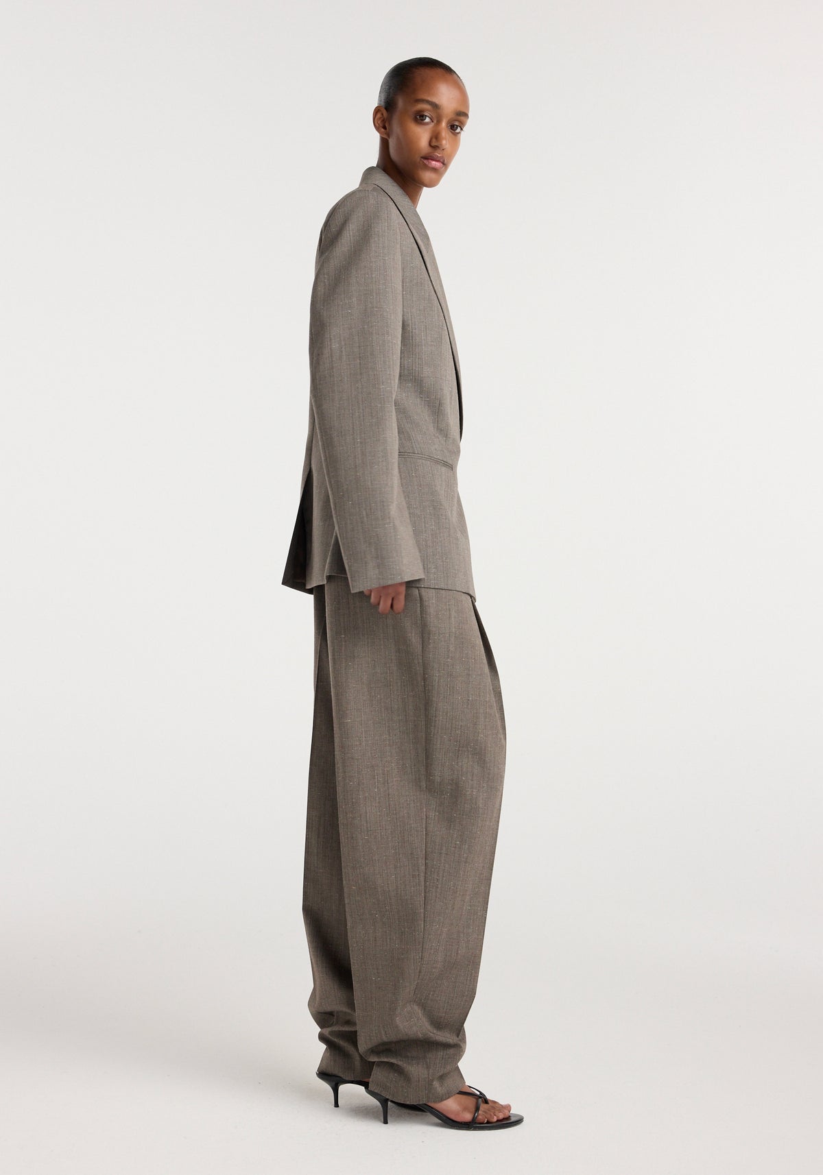 Hourglass shaped blazer | earth slub