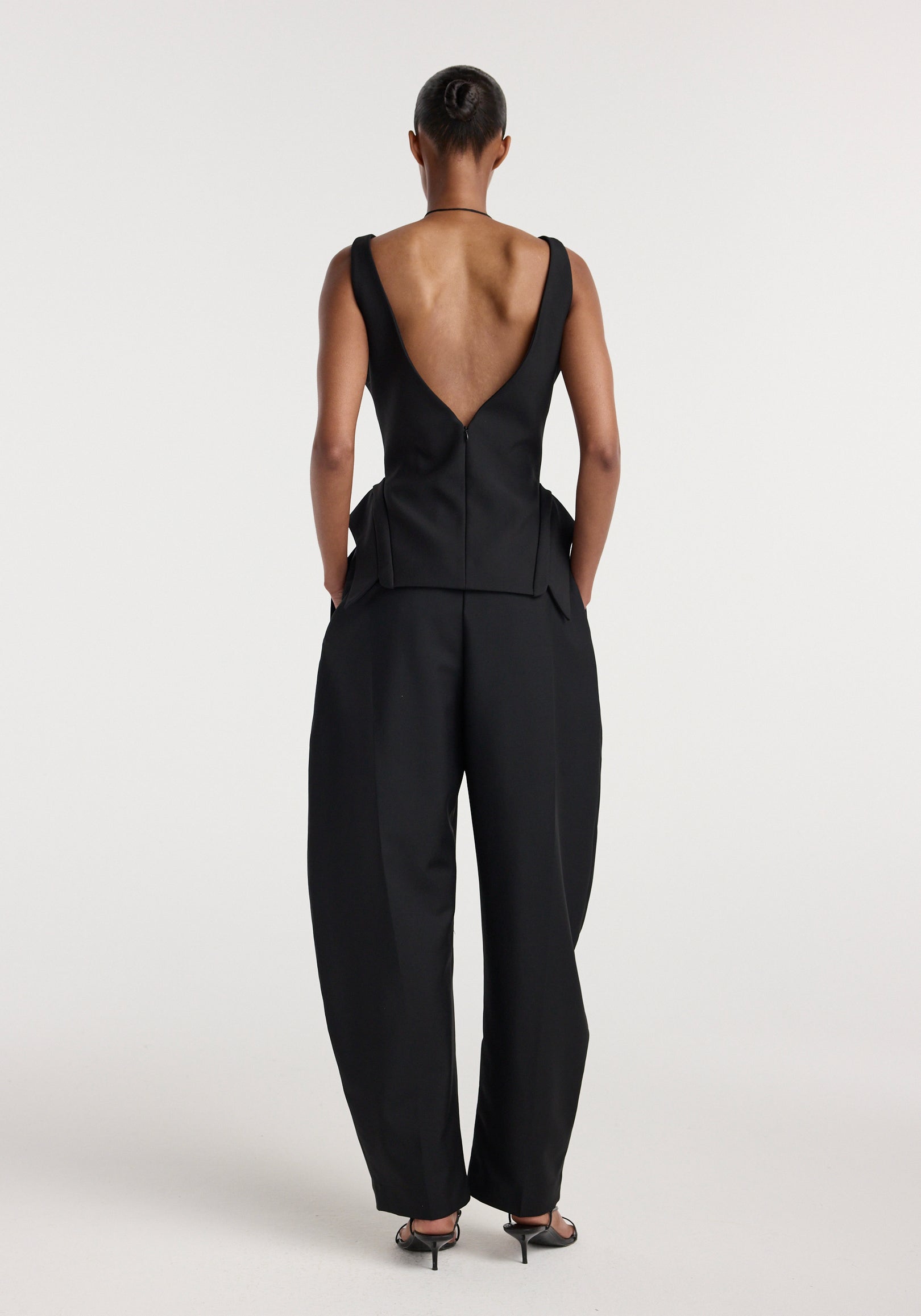 Deconstructed collar top | black