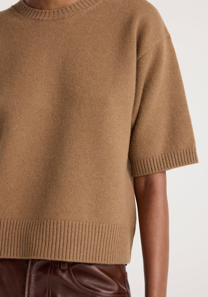 Compact knitted top | camel