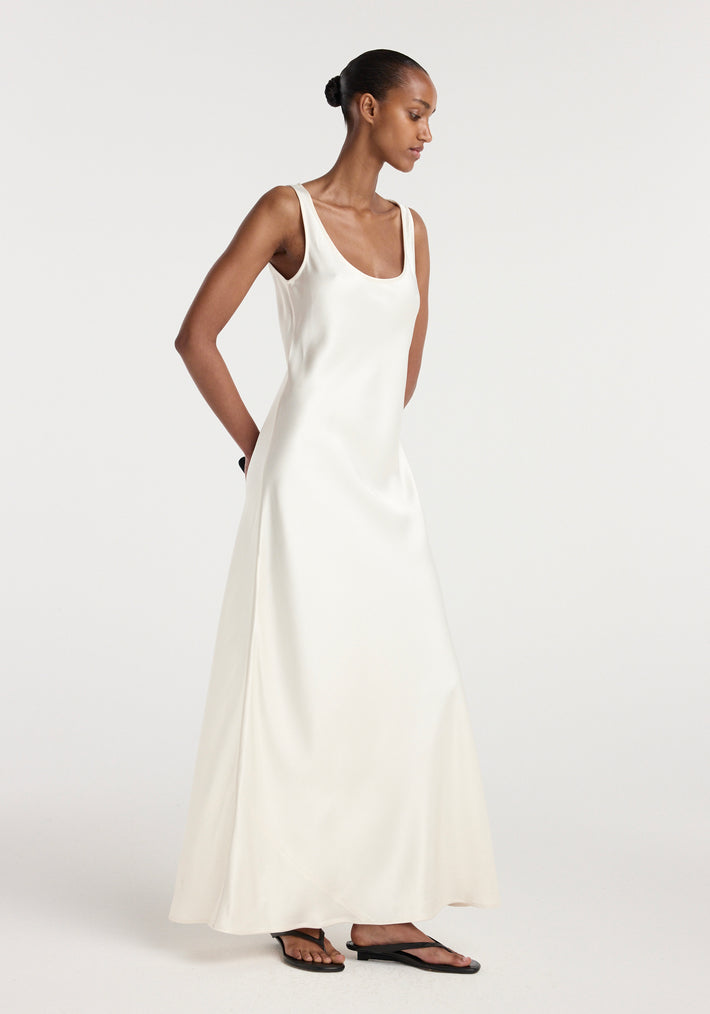 Scoop neck satin dress | ivory