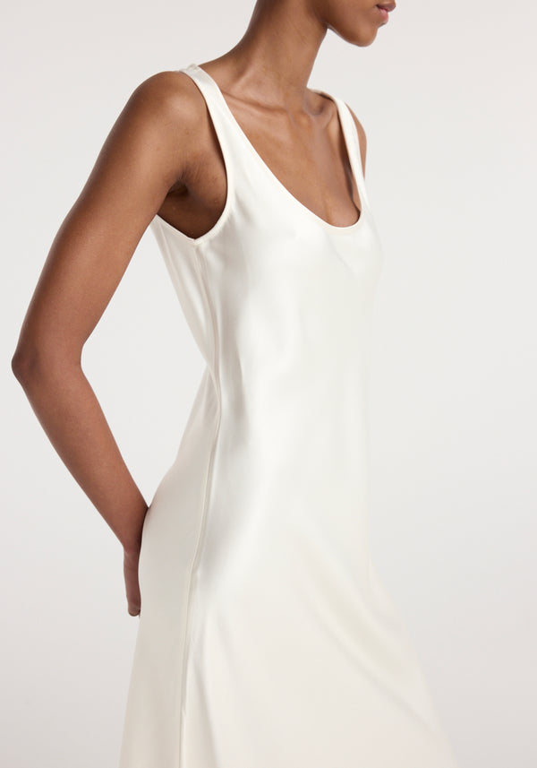 Scoop neck satin dress | ivory