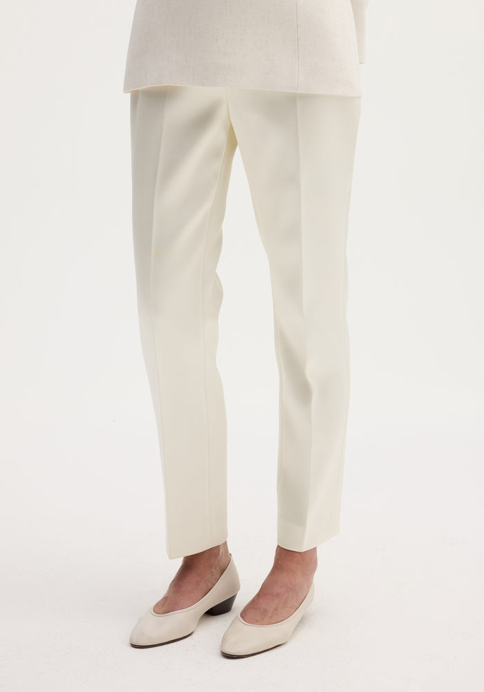 Cigarette leg satin trousers | ivory