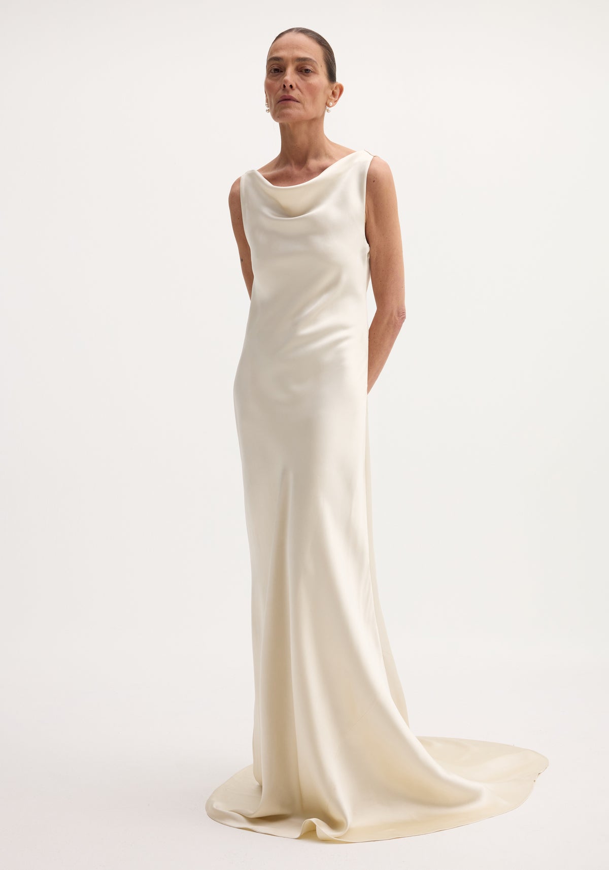 Draped satin dress with train | ivory