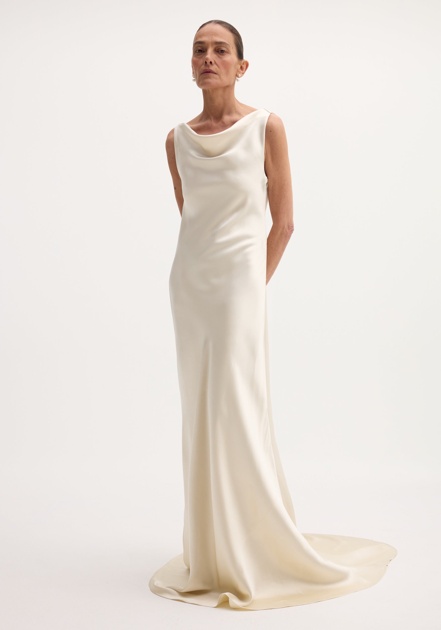 Draped satin dress with train | ivory