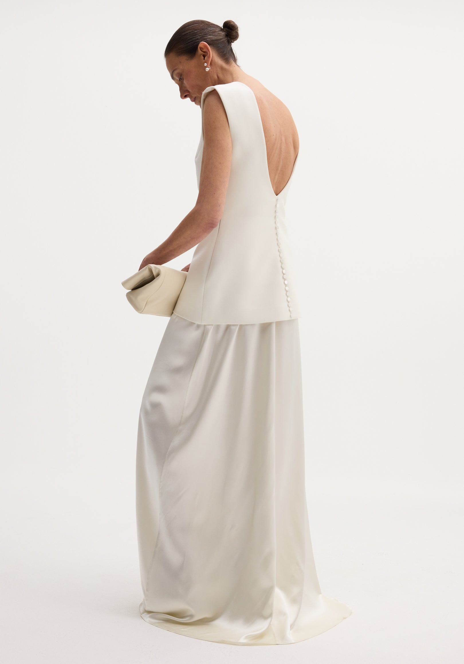 Classic signature dress with satin silk skirt | ivory