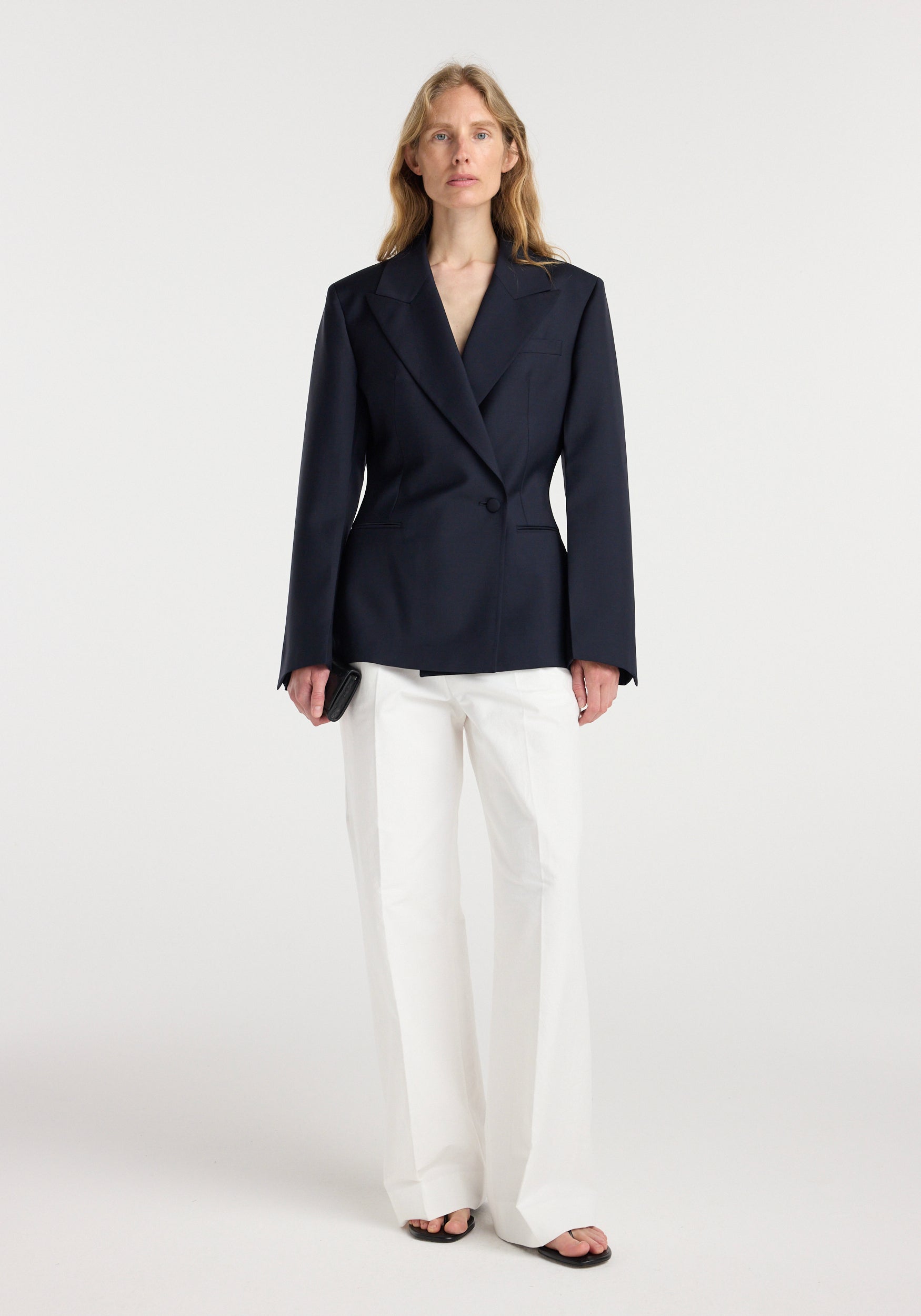 Hourglass shaped blazer | navy