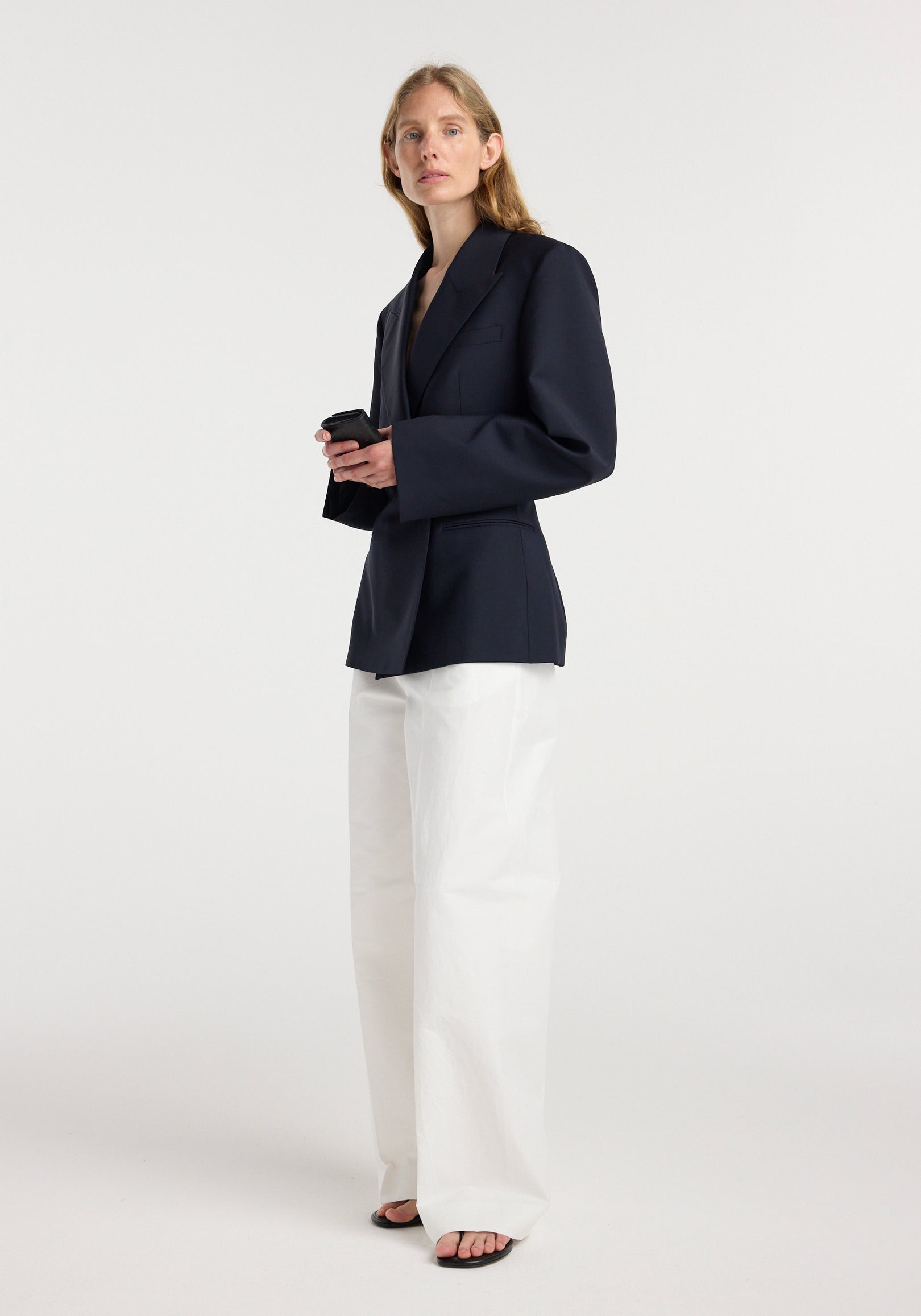 Hourglass shaped blazer | navy