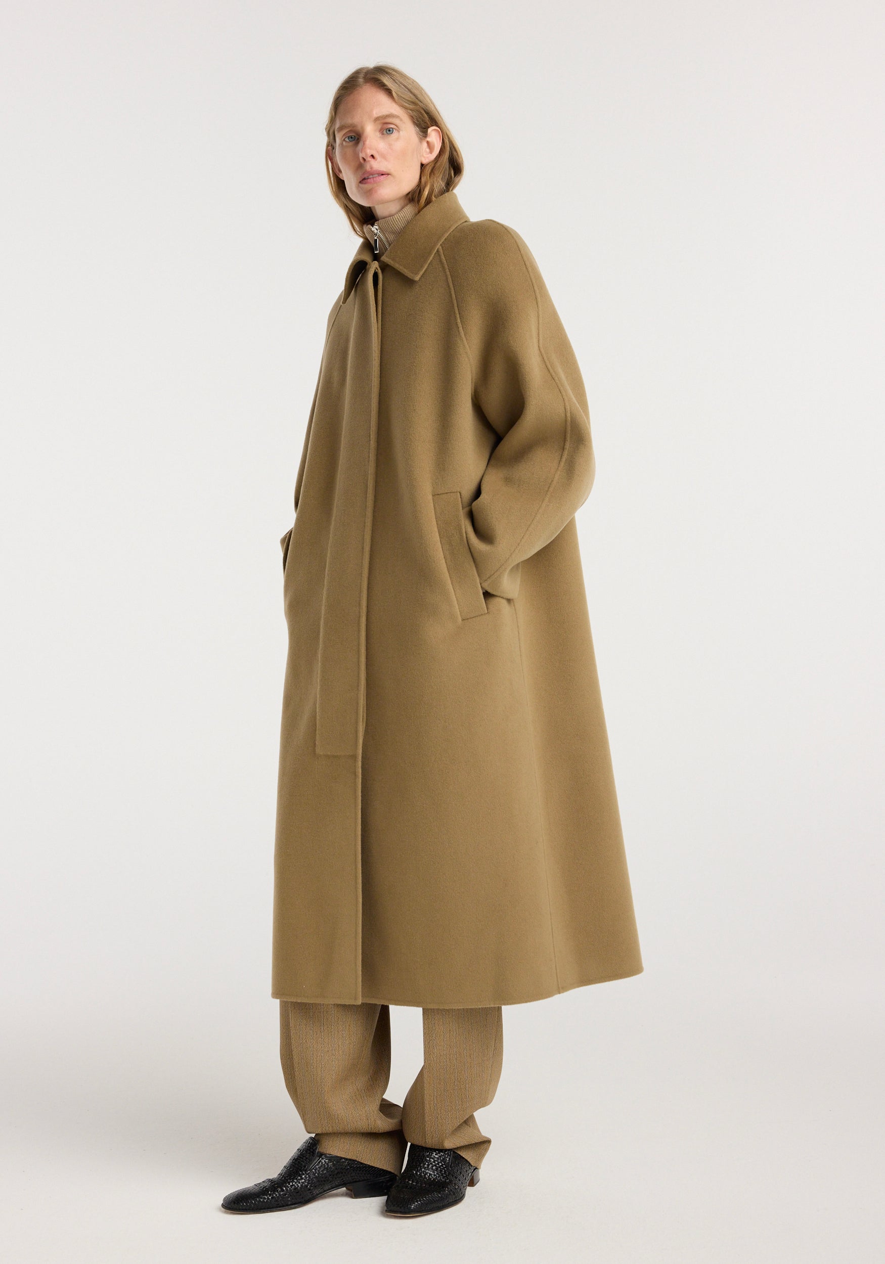 Double-faced wool padded coat | camel