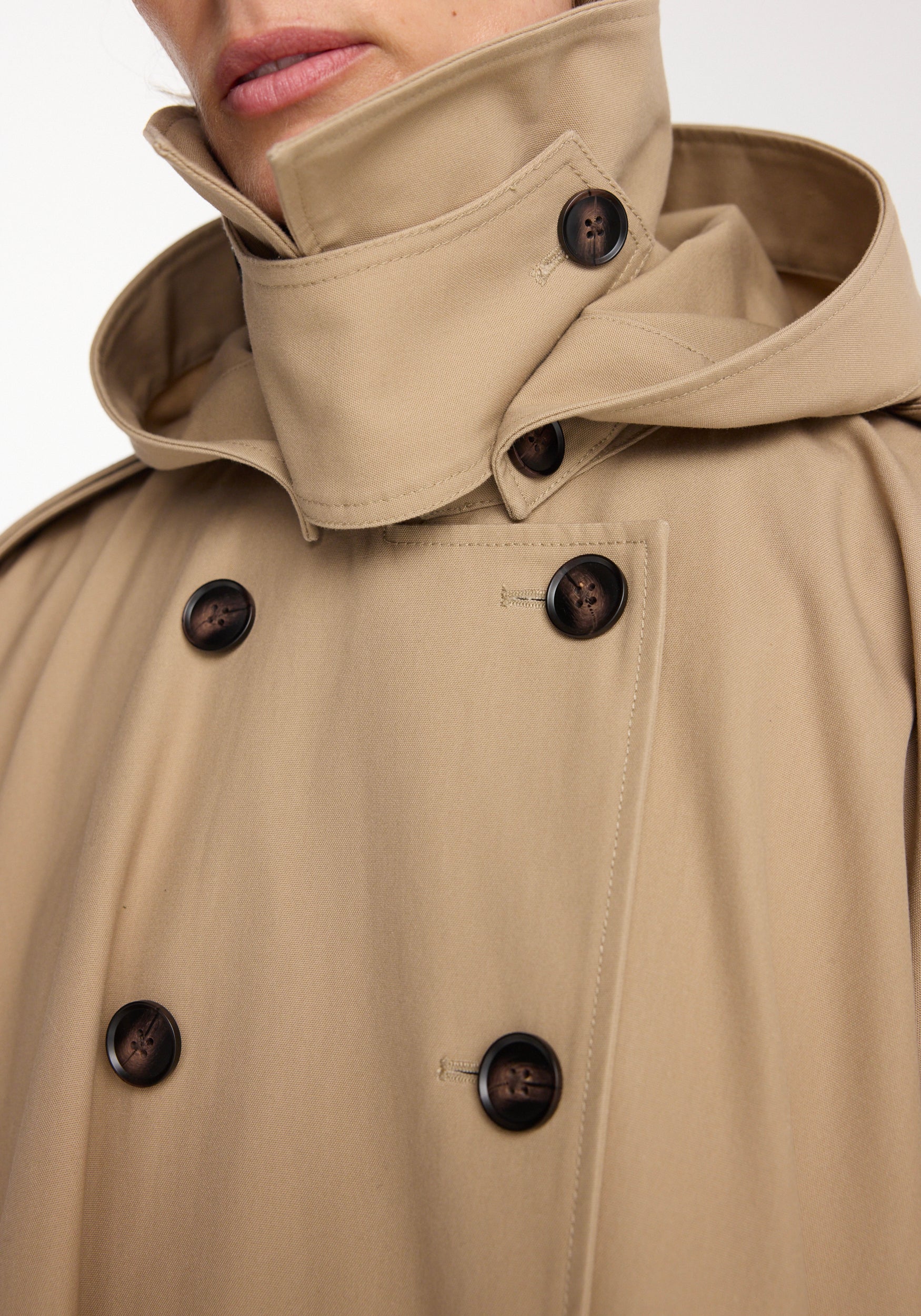 Hooded cape trenchcoat | beige