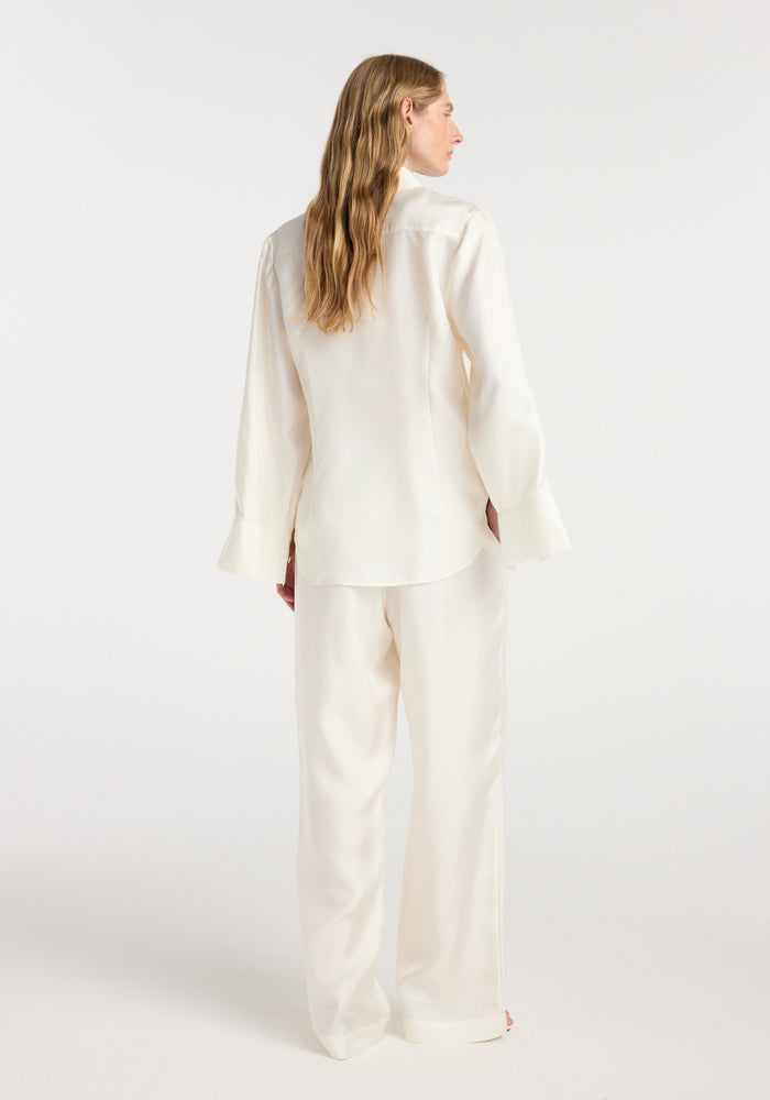 Silk open-sleeve detailed shirt | cream