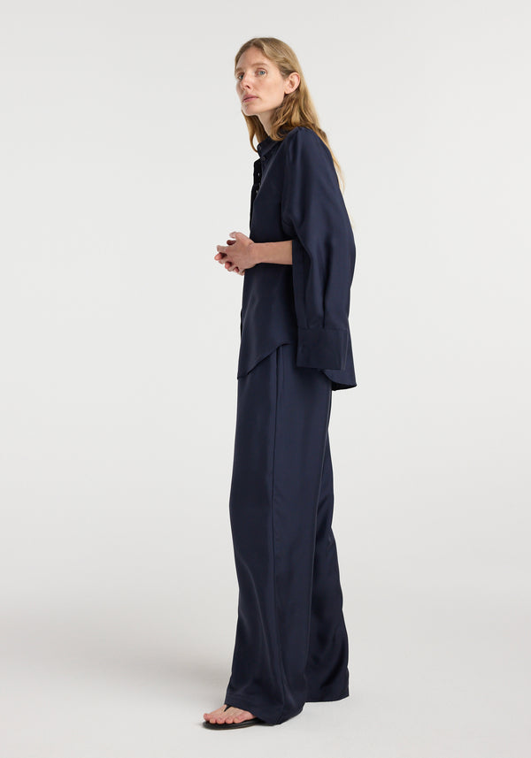 Silk open-sleeve detailed shirt | night
