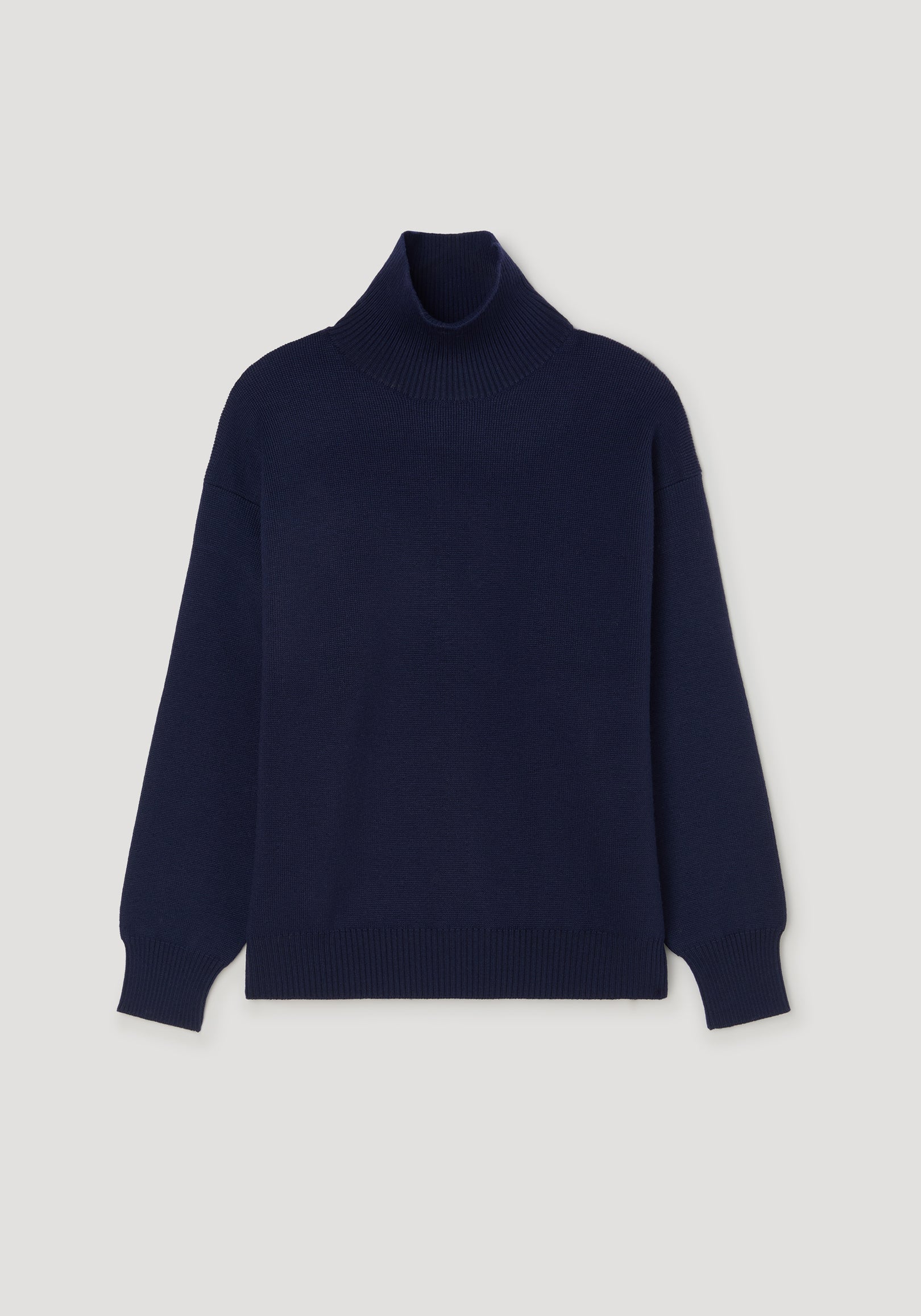 Sculptural compact turtleneck | navy