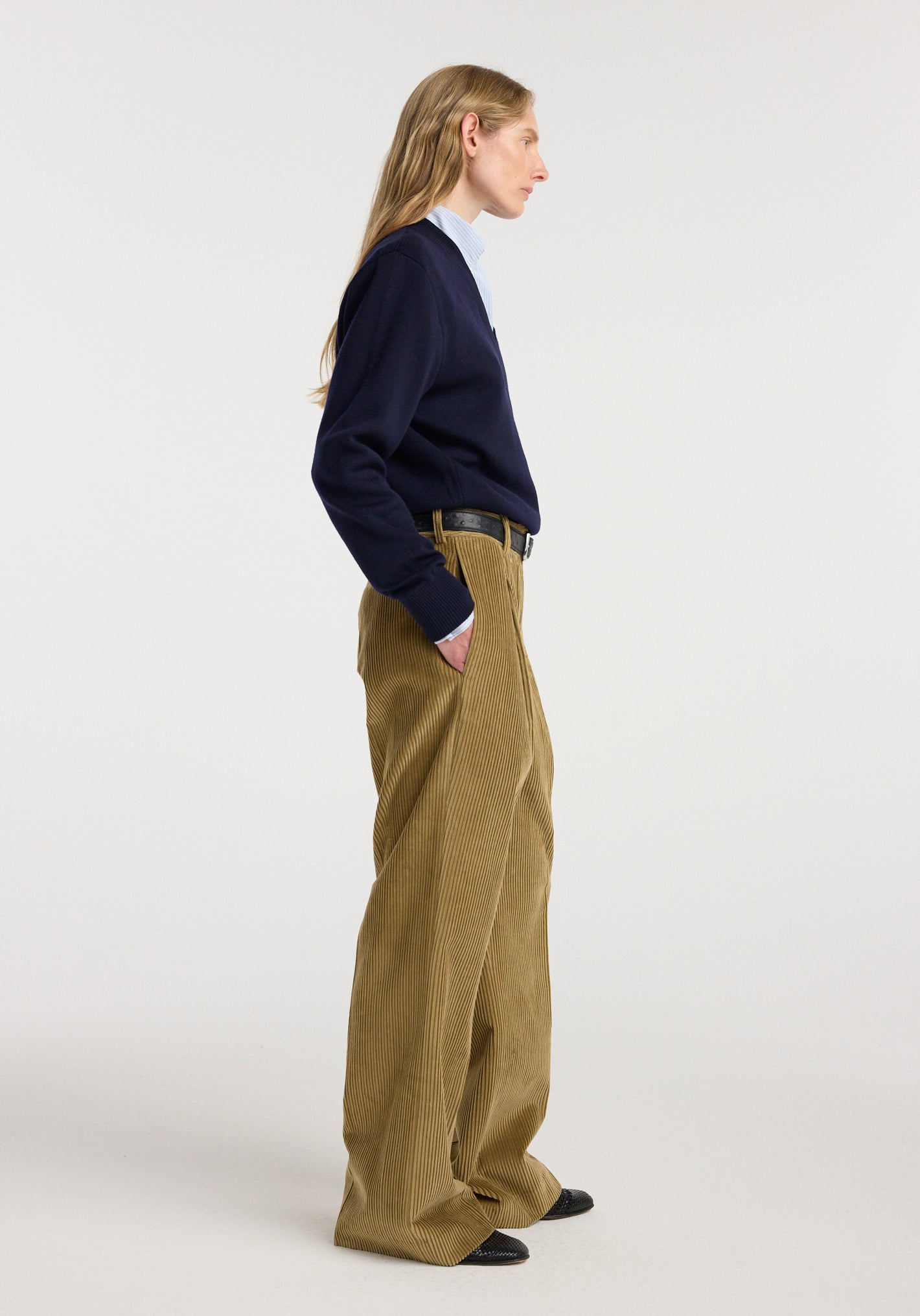 Ted - Lower waist corduroy trousers | beige