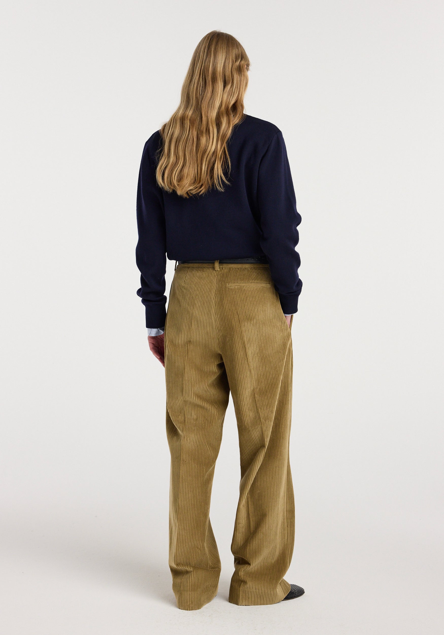Ted - Lower waist corduroy trousers | beige
