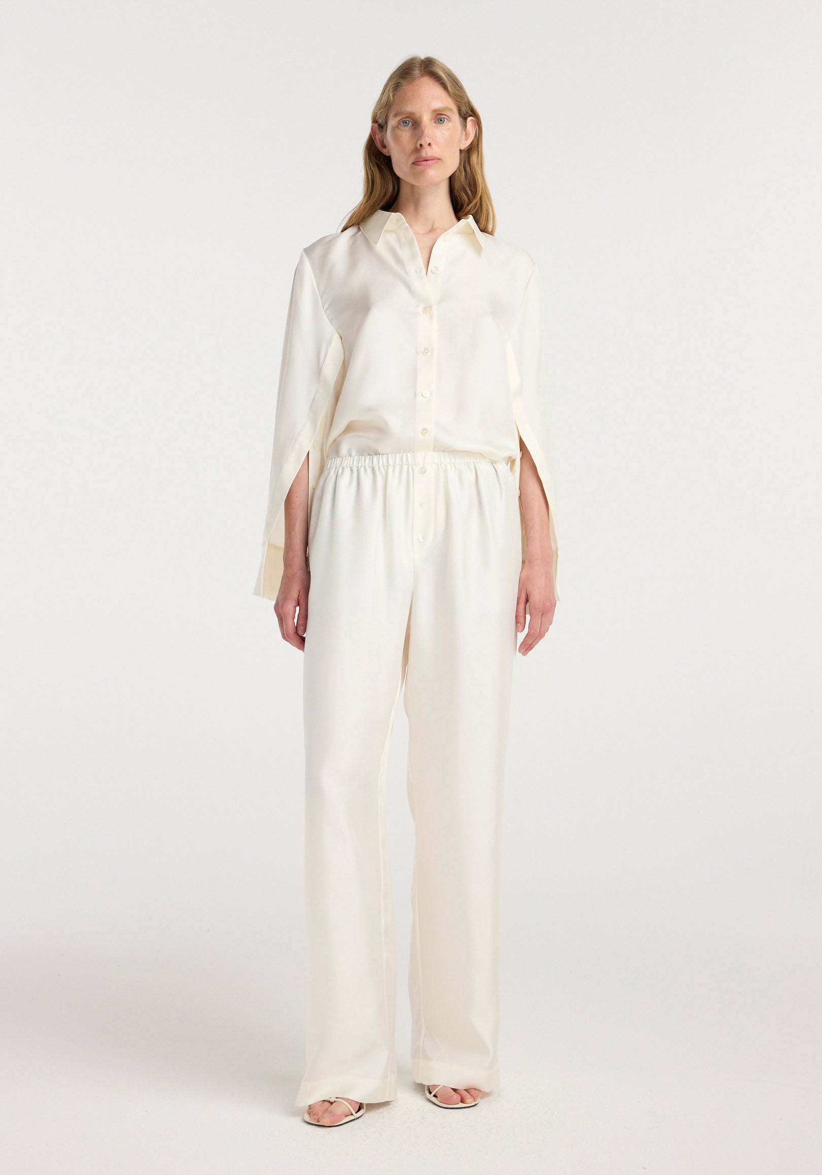 Silk relaxed trousers | cream