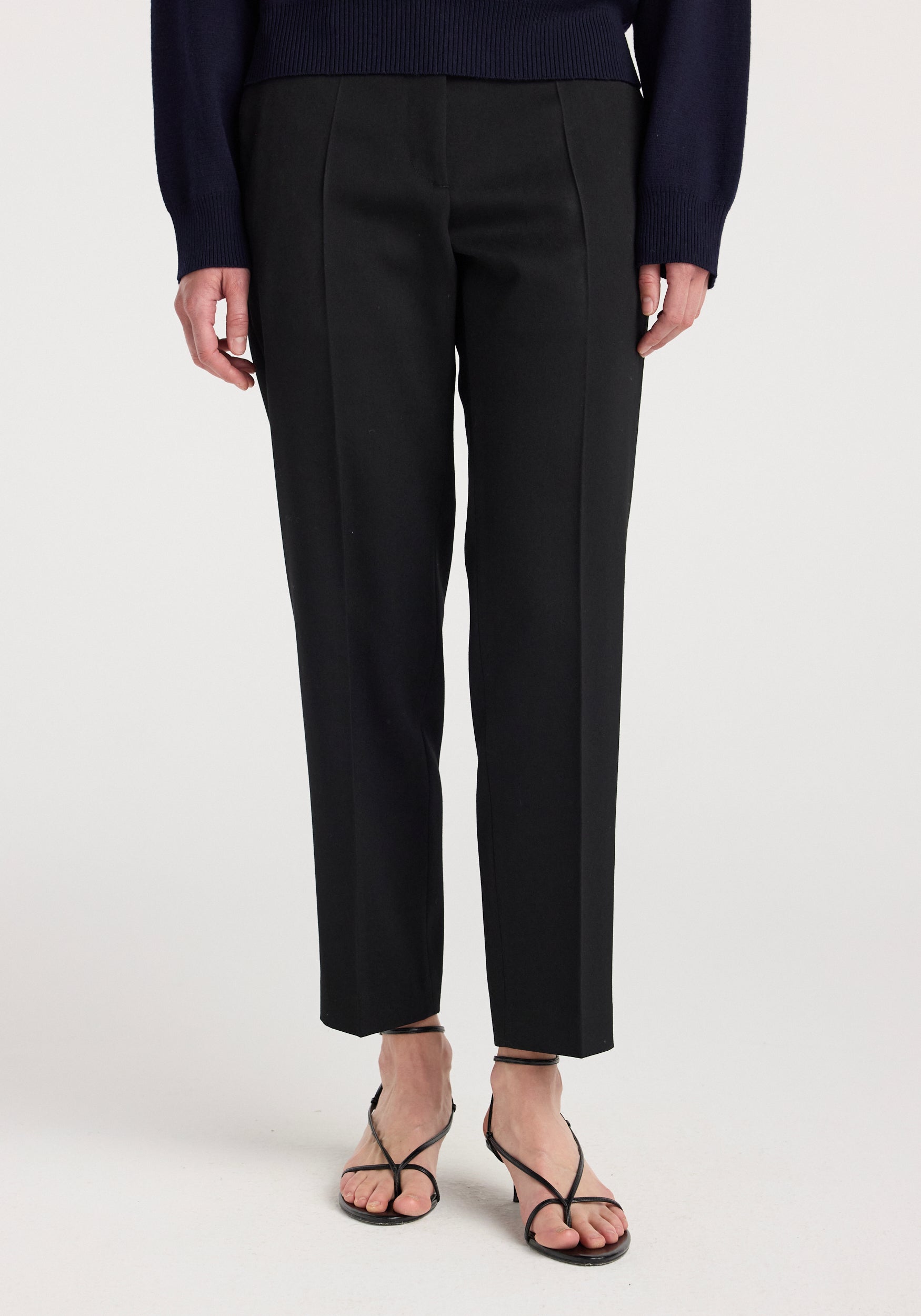 Mies - Cigarette leg tailored trousers | black