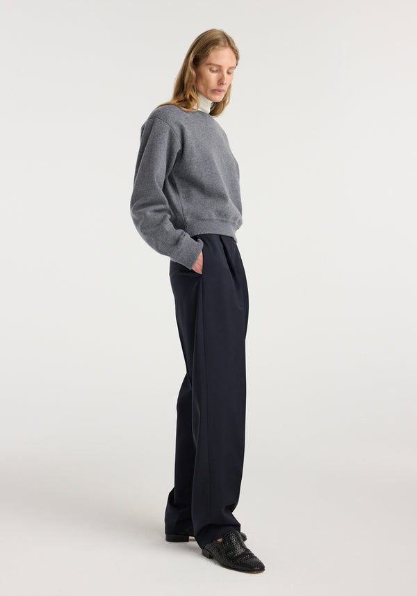 Daria - Single pleat tapered trousers | navy